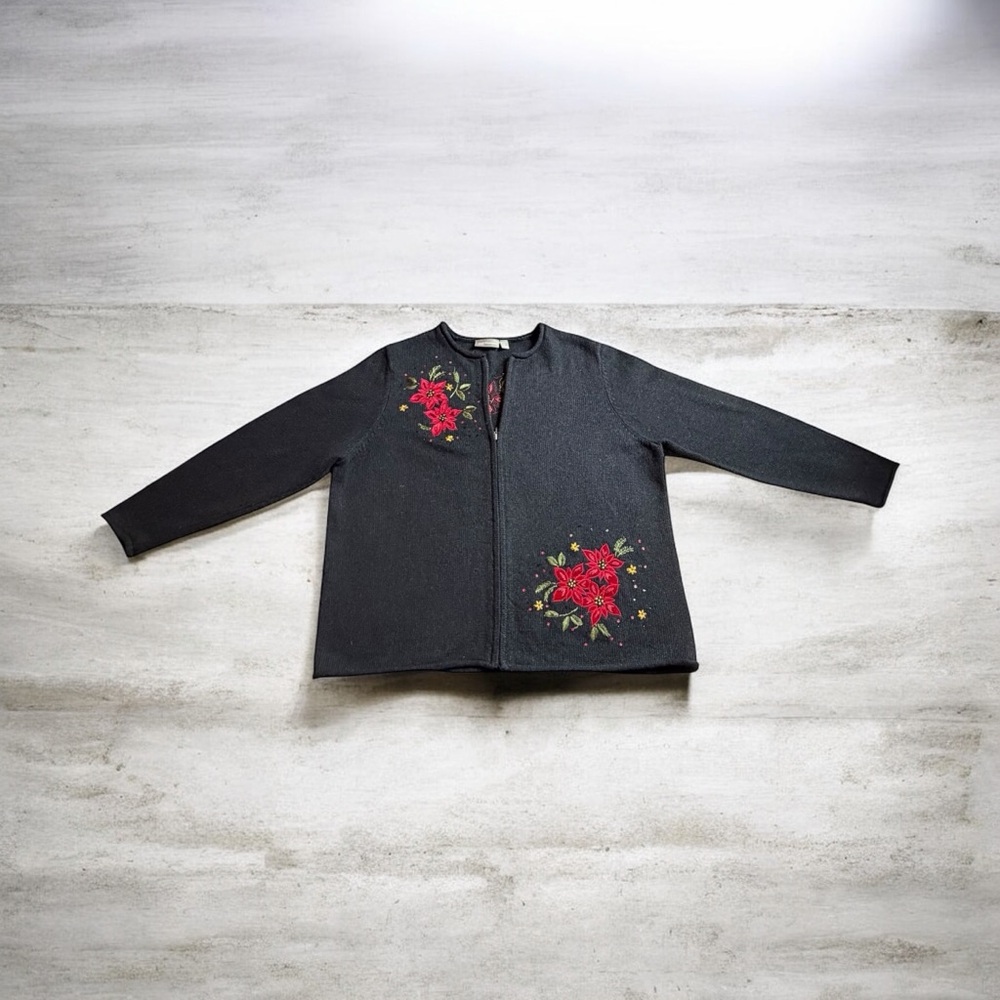 CROFT & BARROW WOMAN 1X EMBROIDERED POINSETTIA ZIP SWEATER